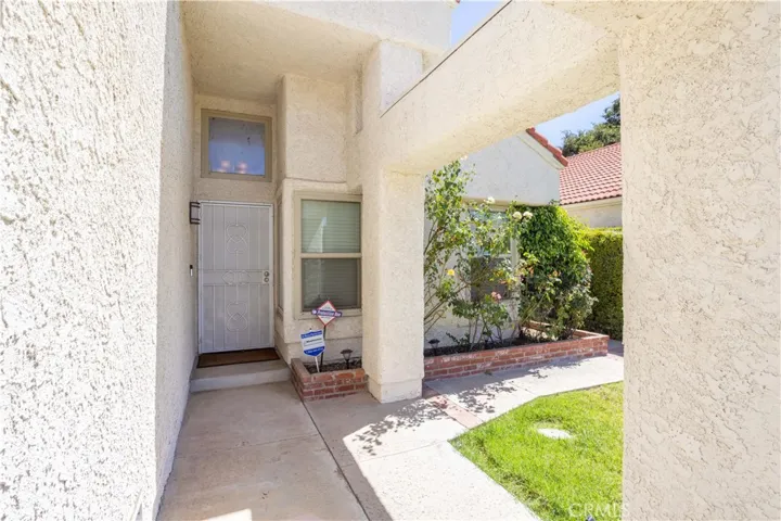 5576 Honeyman Street, Simi Valley, California 93063