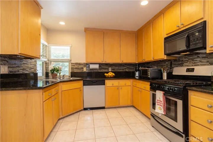 5576 Honeyman Street, Simi Valley, California 93063