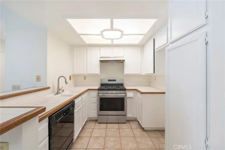 23560 Cambridge Road 325, Yorba Linda, California 92887