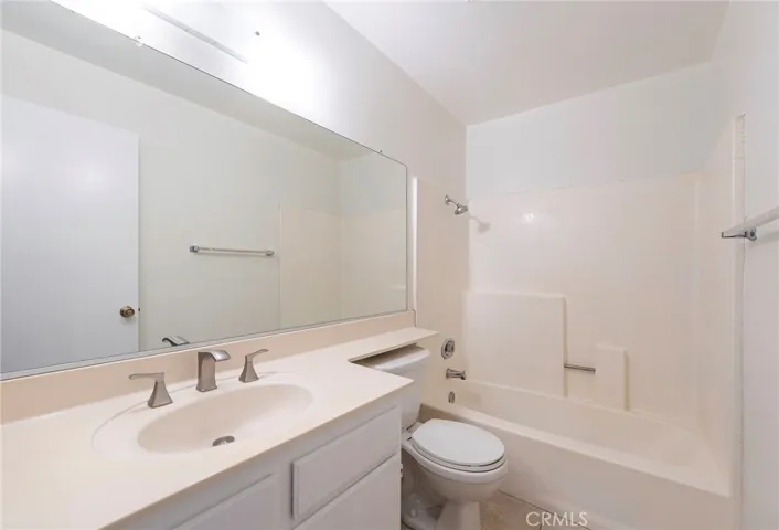 23560 Cambridge Road 325, Yorba Linda, California 92887
