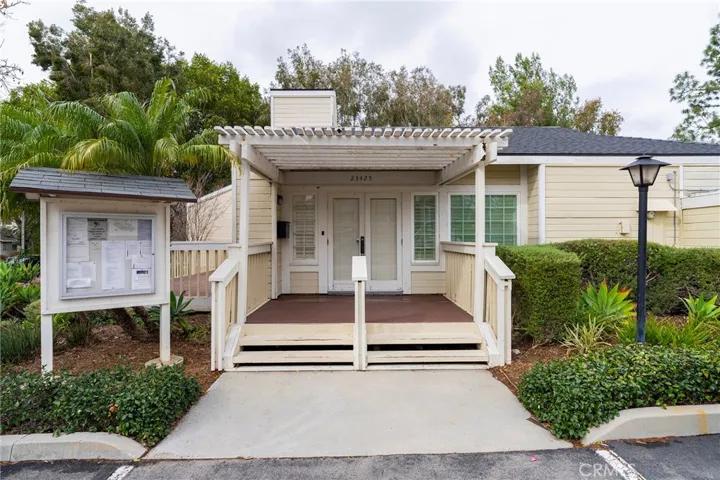 23560 Cambridge Road 325, Yorba Linda, California 92887