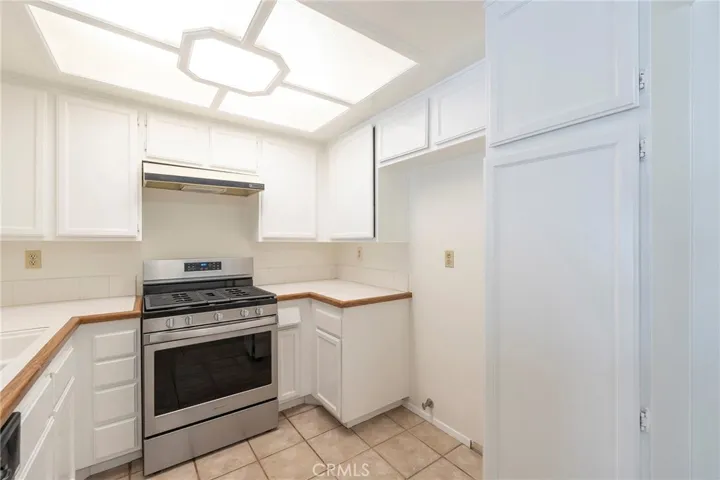 23560 Cambridge Road 325, Yorba Linda, California 92887