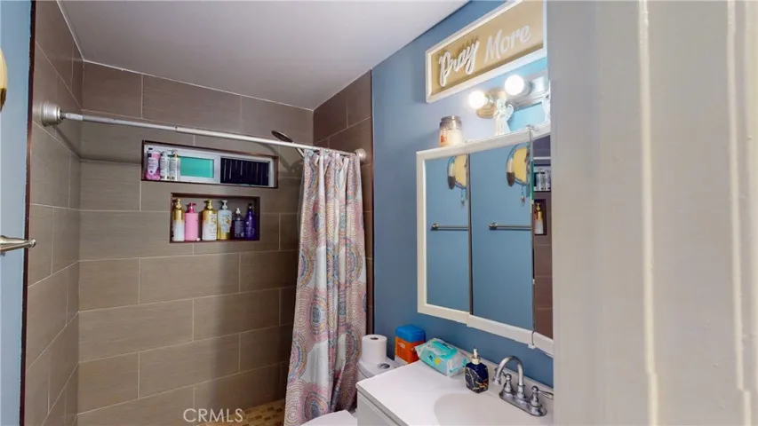 7018 Olive Street, Highland, California 92346