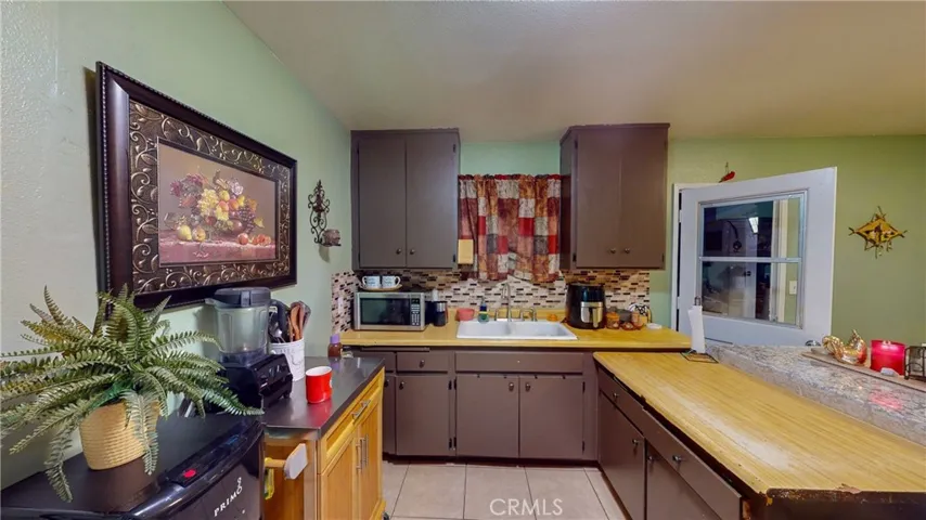 7018 Olive Street, Highland, California 92346