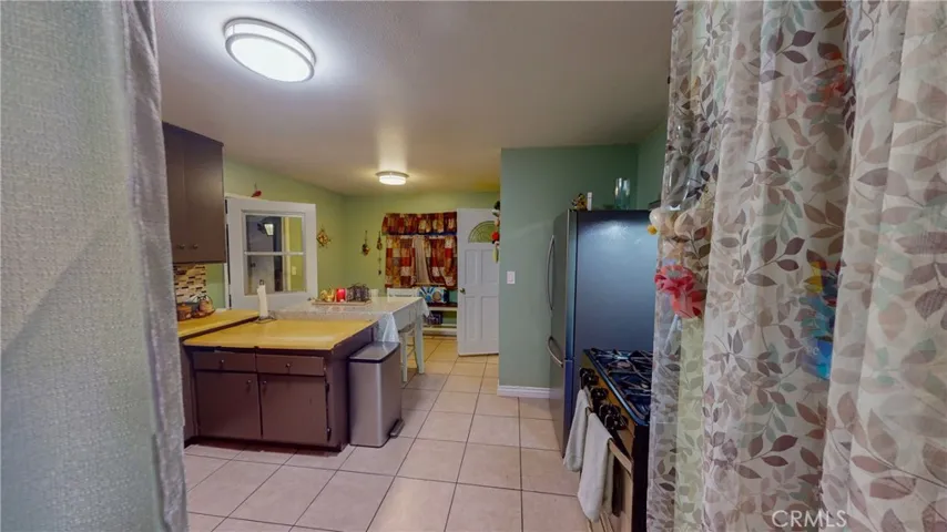 7018 Olive Street, Highland, California 92346