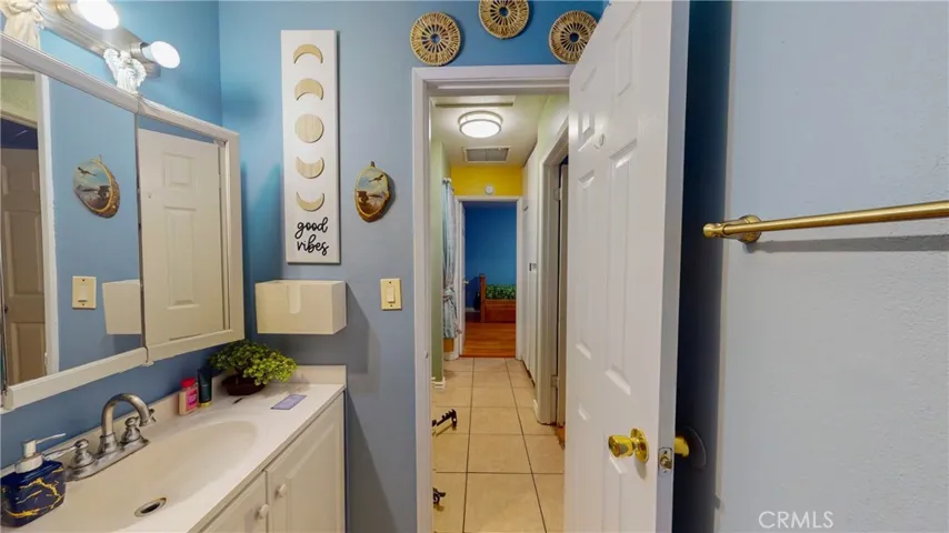 7018 Olive Street, Highland, California 92346