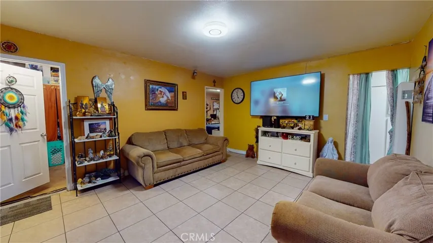 7018 Olive Street, Highland, California 92346