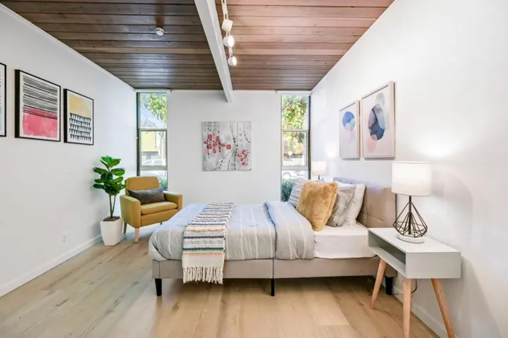 1050 Pomeroy Avenue, Santa Clara, California 95051