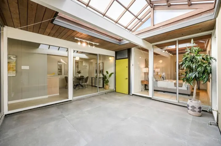 1050 Pomeroy Avenue, Santa Clara, California 95051