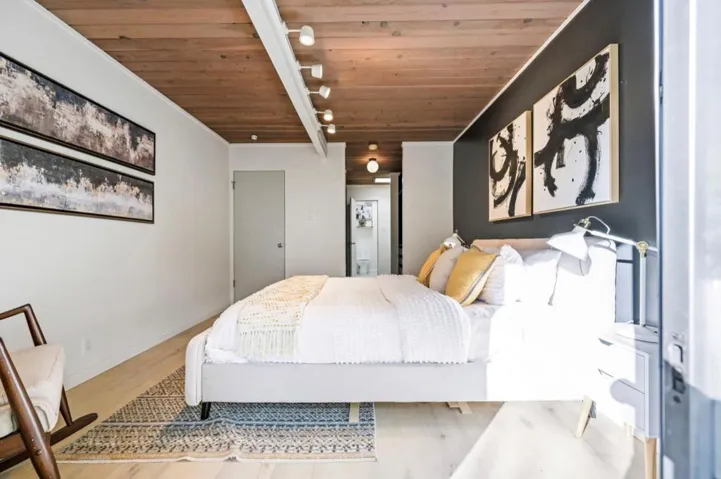 1050 Pomeroy Avenue, Santa Clara, California 95051