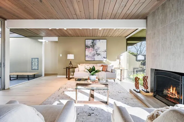 1050 Pomeroy Avenue, Santa Clara, California 95051