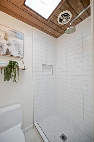 1050 Pomeroy Avenue, Santa Clara, California 95051
