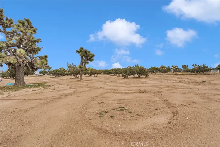 9035 Bonanza Road, Phelan, California 92371