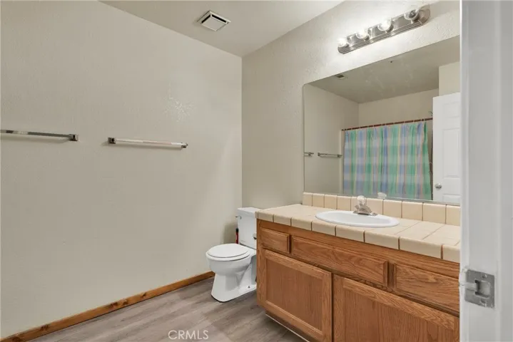 9035 Bonanza Road, Phelan, California 92371