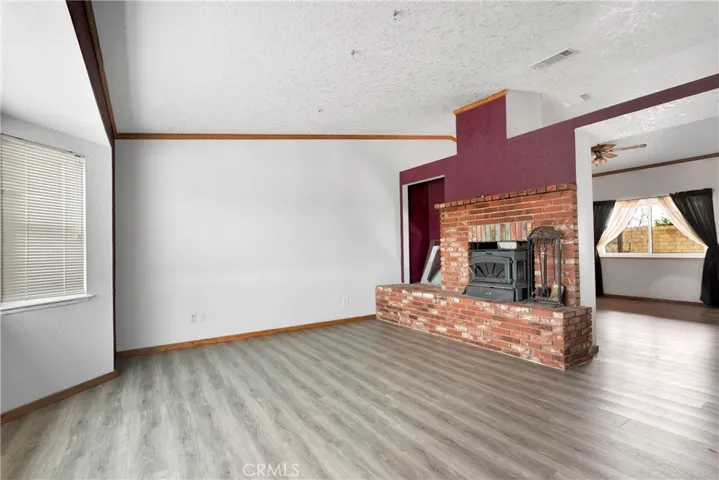 9035 Bonanza Road, Phelan, California 92371