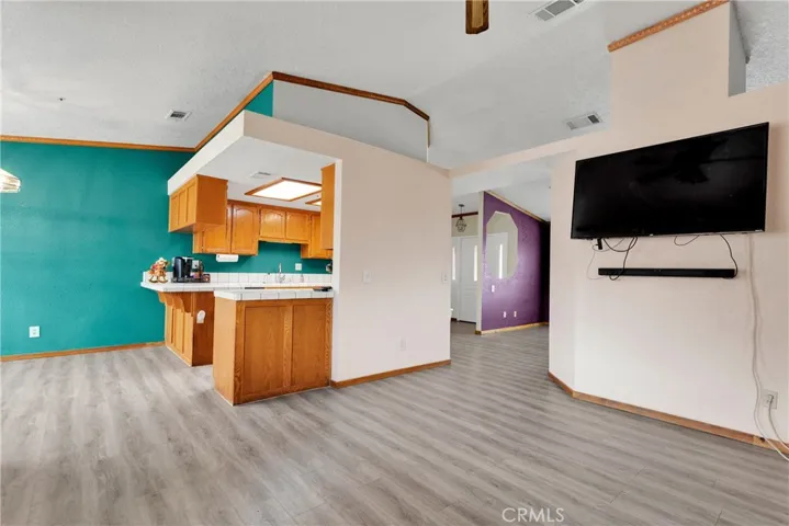 9035 Bonanza Road, Phelan, California 92371
