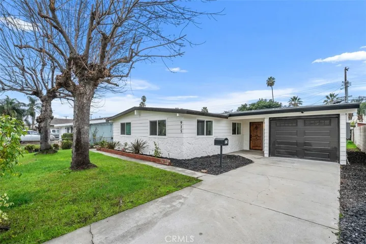 915 Galemont Avenue, Hacienda Heights, California 91745