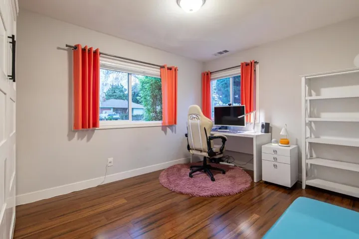 315 E Street, Redwood City, California 94063