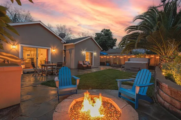 315 E Street, Redwood City, California 94063