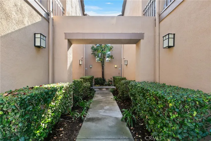 1206 S Country Glen Way, Anaheim Hills, California 92808