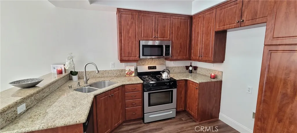 Plenty of Cabinets for Storage!