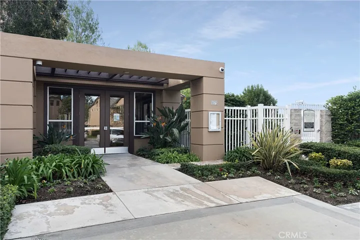 Clubhouse to Enjoy!