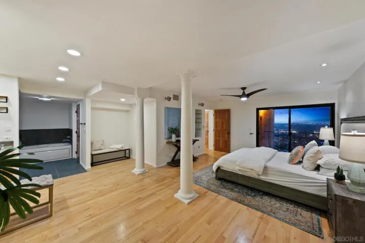 6356 Caminito Estrellado, San Diego, California 92120