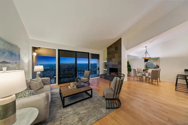 6356 Caminito Estrellado, San Diego, California 92120