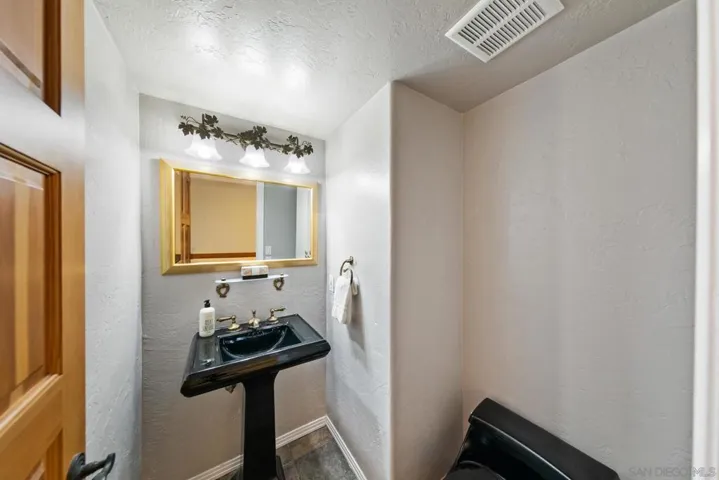 6356 Caminito Estrellado, San Diego, California 92120