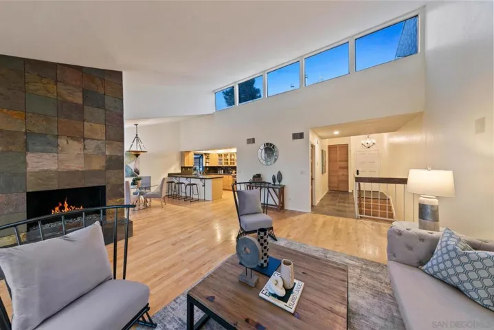 6356 Caminito Estrellado, San Diego, California 92120