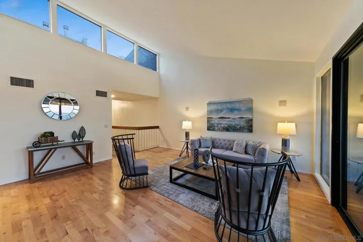 6356 Caminito Estrellado, San Diego, California 92120