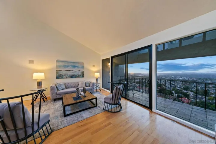 6356 Caminito Estrellado, San Diego, California 92120