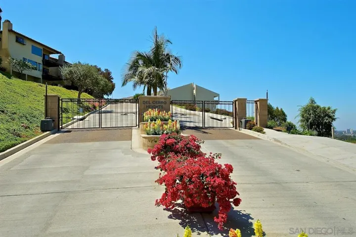 6356 Caminito Estrellado, San Diego, California 92120