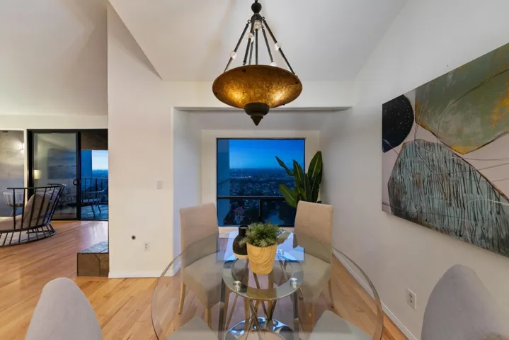6356 Caminito Estrellado, San Diego, California 92120