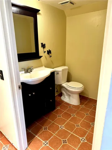 576 Spring Road 71, Moorpark, California 93021
