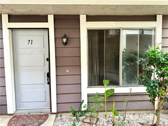 576 Spring Road 71, Moorpark, California 93021