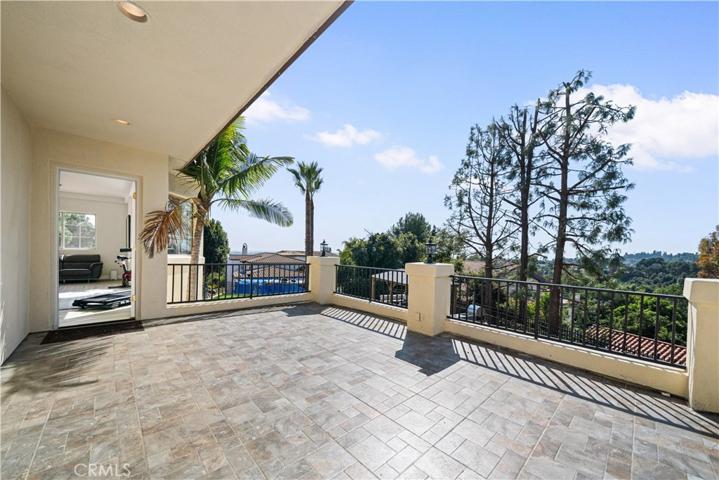 1975 Chota Road, La Habra Heights, California 90631