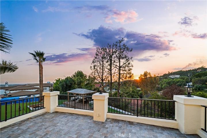 1975 Chota Road, La Habra Heights, California 90631