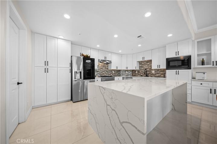 1975 Chota Road, La Habra Heights, California 90631