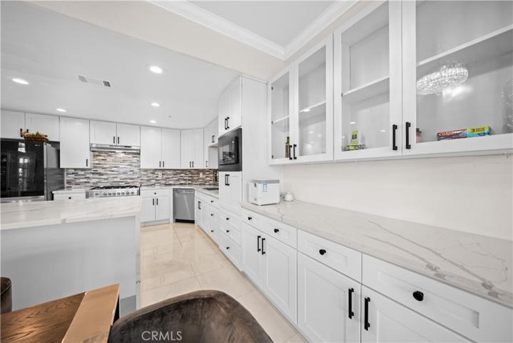 1975 Chota Road, La Habra Heights, California 90631