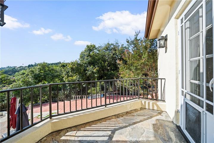 1975 Chota Road, La Habra Heights, California 90631