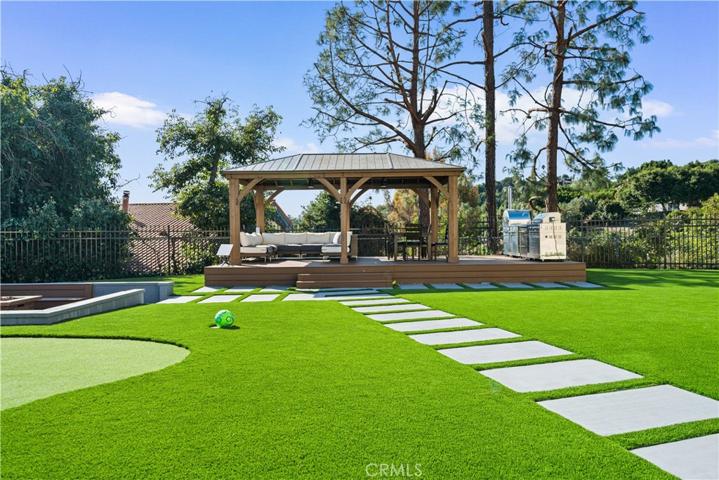 1975 Chota Road, La Habra Heights, California 90631