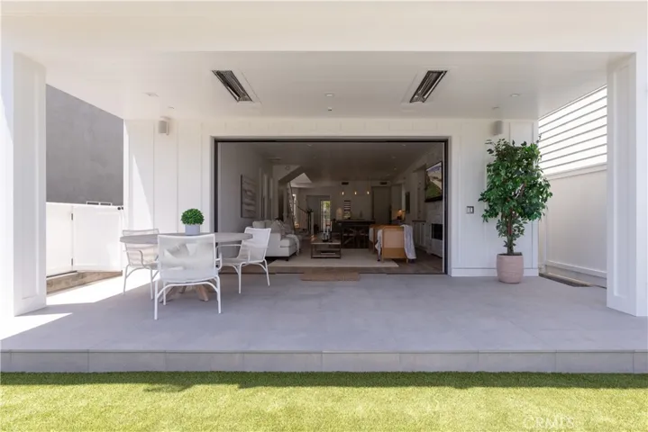 540 3rd Street, Manhattan Beach, California 90266