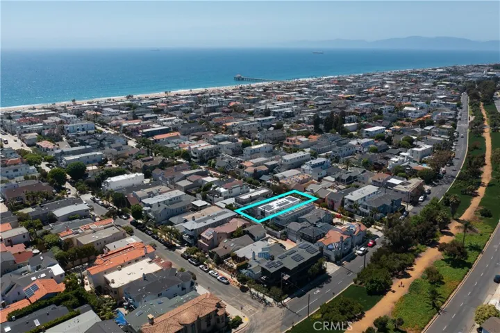 540 3rd Street, Manhattan Beach, California 90266