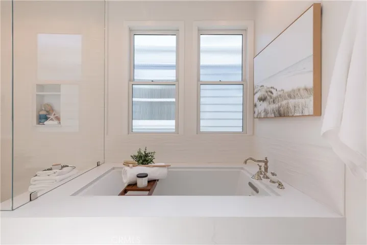 540 3rd Street, Manhattan Beach, California 90266