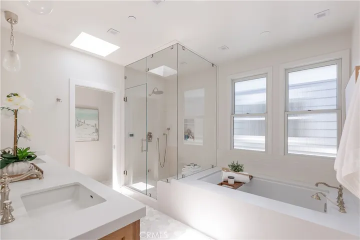 540 3rd Street, Manhattan Beach, California 90266