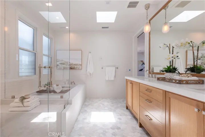 540 3rd Street, Manhattan Beach, California 90266