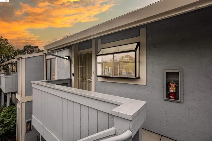 900 Southampton Rd 80, Benicia, California 94510