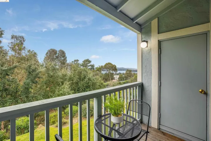 900 Southampton Rd 80, Benicia, California 94510