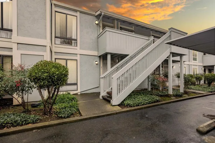 900 Southampton Rd 80, Benicia, California 94510